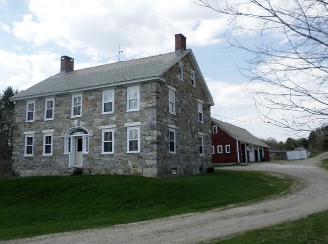 old stone home, old stone houses, colonial homes, Pittsford, Vermont, old stone homes for sale