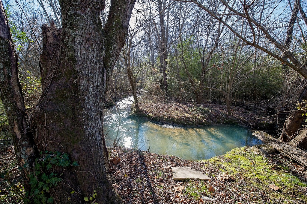 A Story of Old Stone Homes in Tennessee | Old Stone Houses