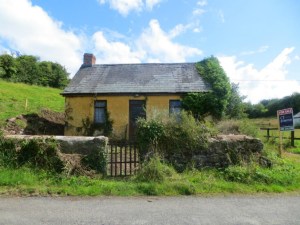 Old Stone Cottage Clare Bodyke Ireland, old stone homes for sale, old stone houses, old stone cottages for sale in Ireland, historic properties