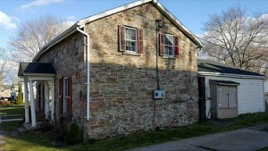 Old stone cottage, Medina, New York, old stone homes for sale, old stone houses for sale, old stone cottages for sale, historic properties, Erie Canal